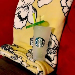 Starbucks exclusive 2021 fun confetti cold cup!